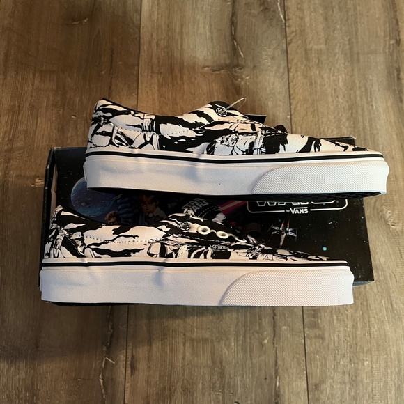 VANS Limited Edition Star Wars Sneaker - Picture 4 of 5